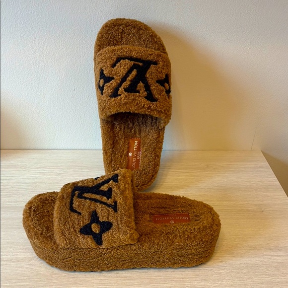 LV Brown Fuzzy Slide Sandals/Slippers - Picture 2 of 8